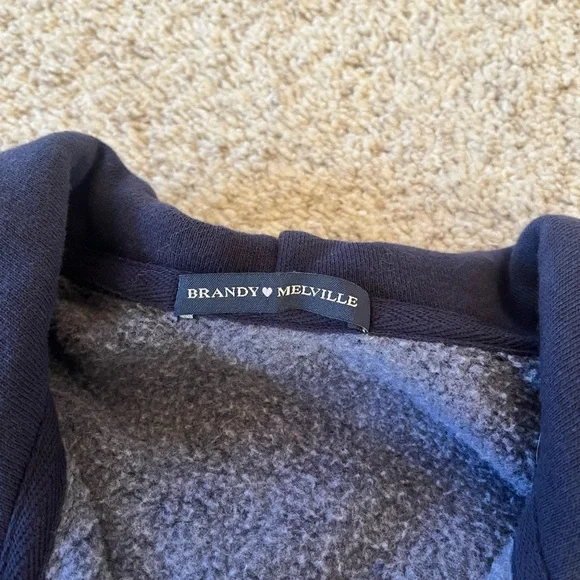 Brandy Melville Sweatshirt Bundle - Picture 8 of 11